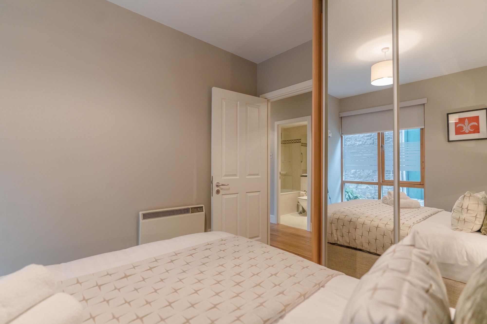 The Grand Canal Dock Apartment Dublin Exterior photo